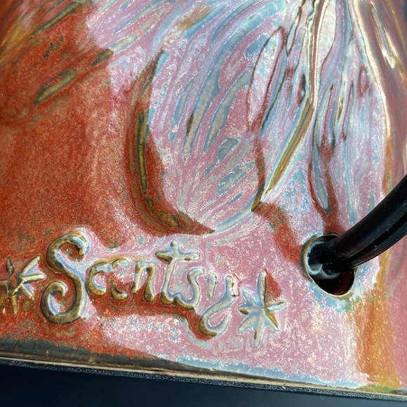 Two Scentsy Wax Burners. - Picture 3 of 5